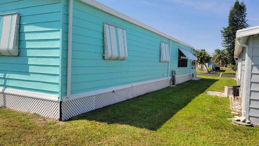 131 Lake Hazel Drive a Winter Haven, FL Mobile or Manufactured Home for Sale